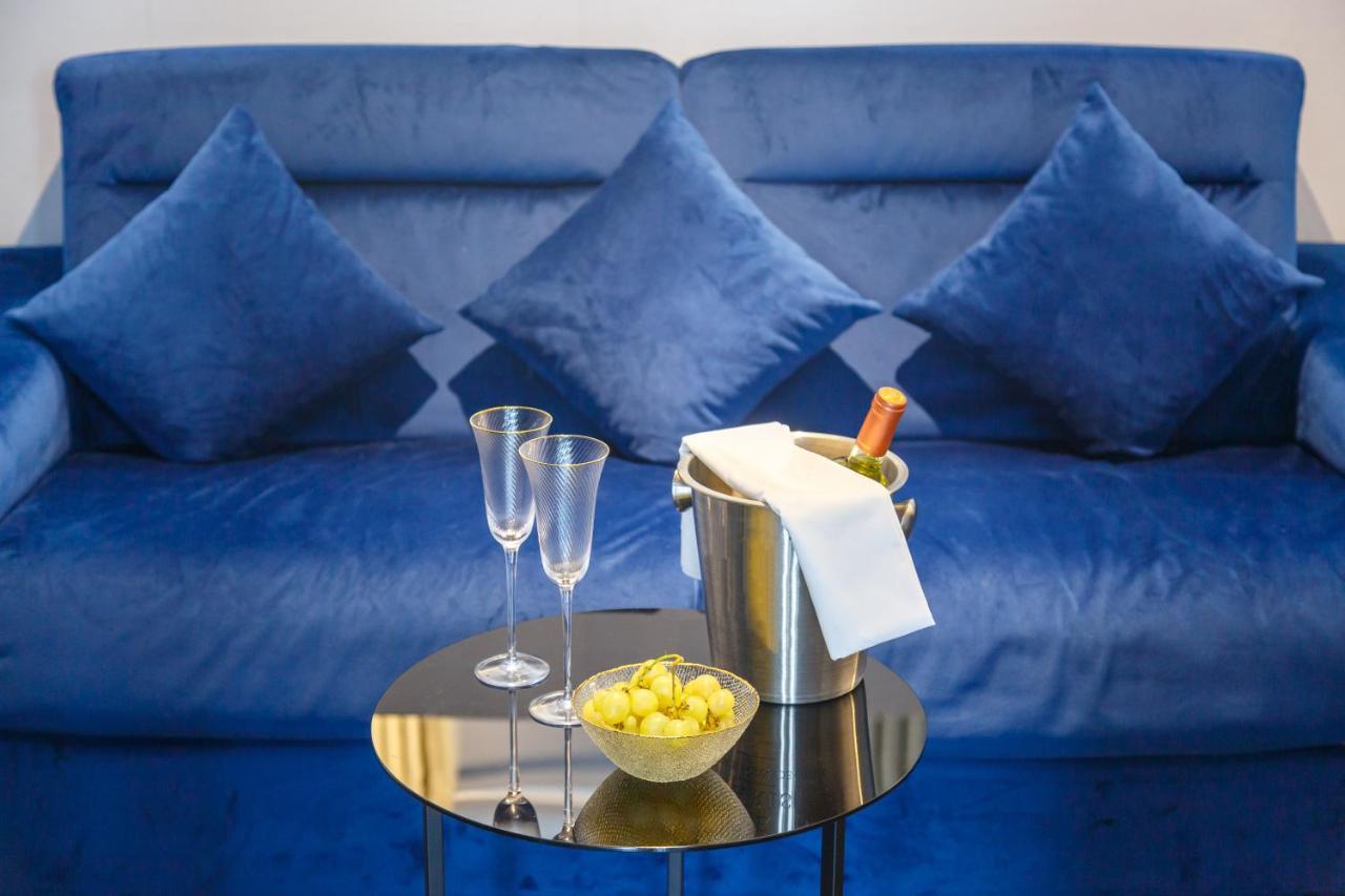 Dimora Doria D'angri Bed & Breakfast Napoli